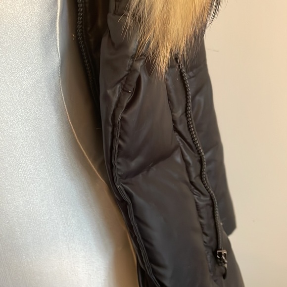 Fur trim coat - Picture 10 of 15